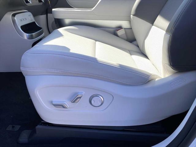 2026 Hyundai IONIQ 9 SEL