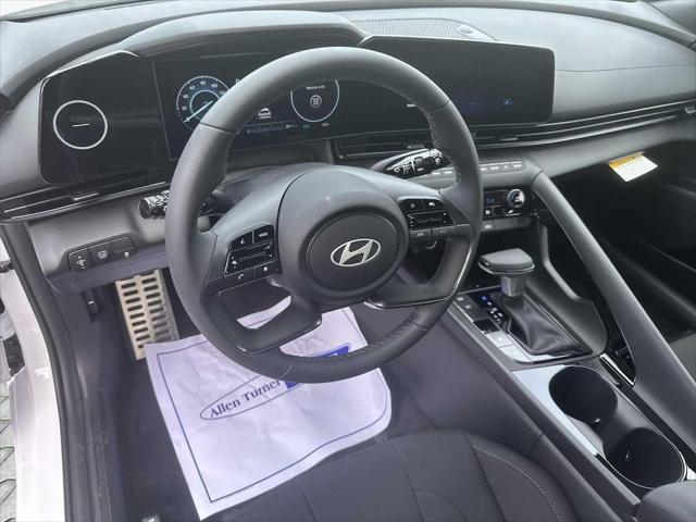 2025 Hyundai Elantra Hybrid SEL Sport