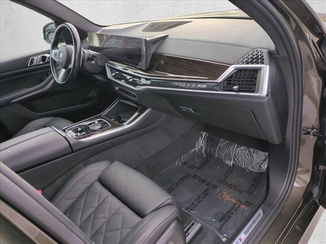 2024 BMW X5 xDrive50e