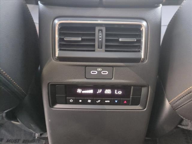 2025 Mazda CX-70 Premium Package