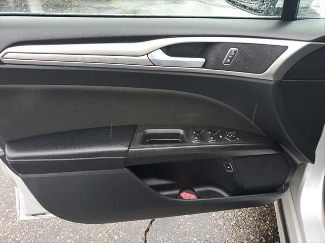 2019 Ford Fusion Hybrid SE