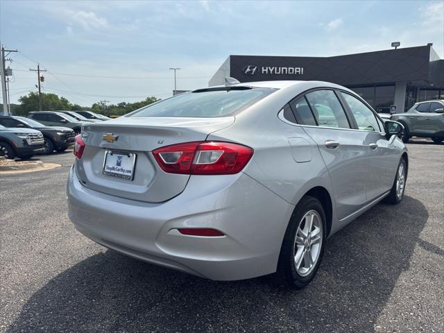 2017 Chevrolet Cruze LT Auto