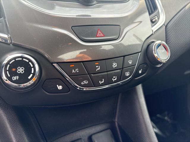 2017 Chevrolet Cruze LT Auto