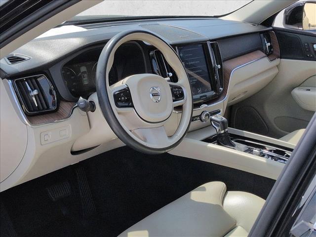 2019 Volvo XC60 T5 Inscription