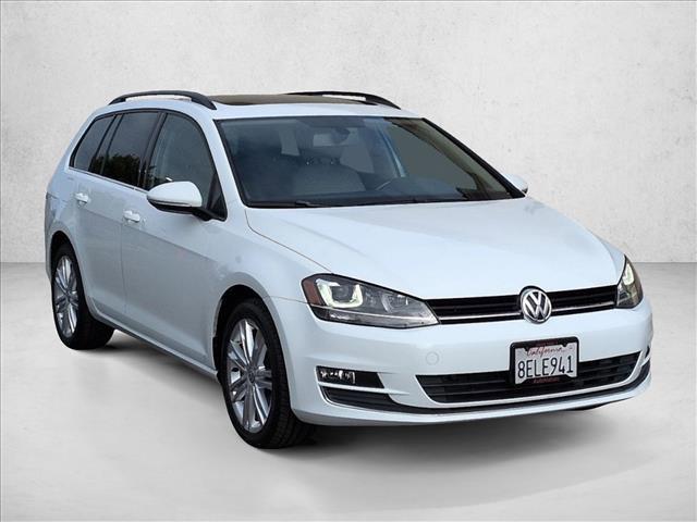 2015 Volkswagen Golf SportWagen TDI SE 4-Door