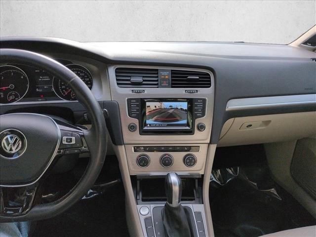 2015 Volkswagen Golf SportWagen TDI SE 4-Door