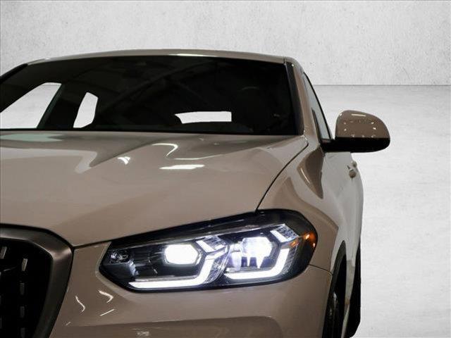 2023 BMW X4 xDrive30i