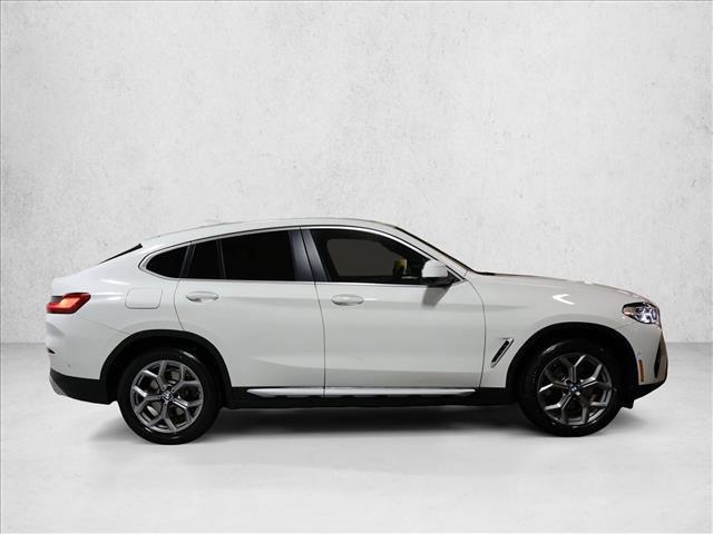 2023 BMW X4 xDrive30i