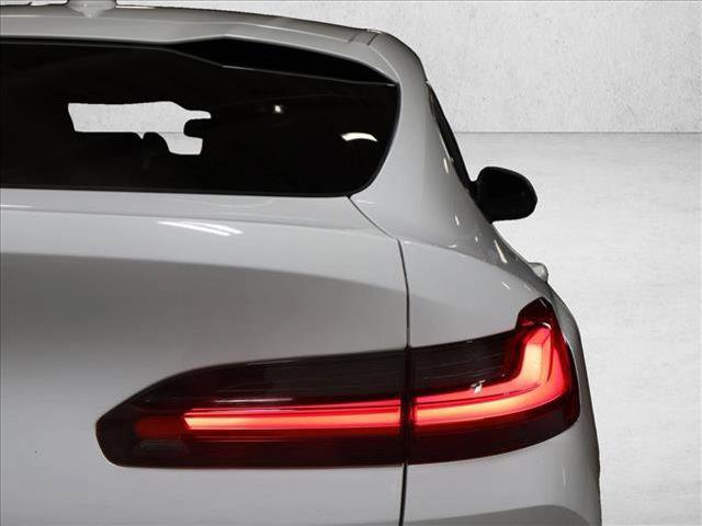 2023 BMW X4 xDrive30i