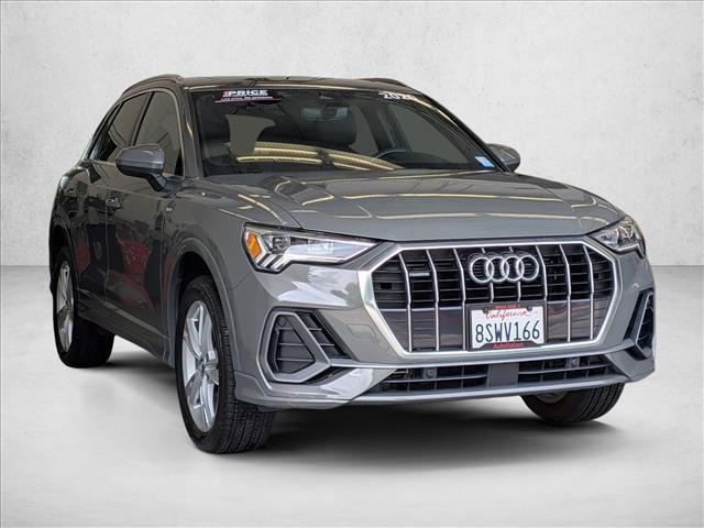 2020 Audi Q3 Premium Plus 45 TFSI S line quattro Tiptronic