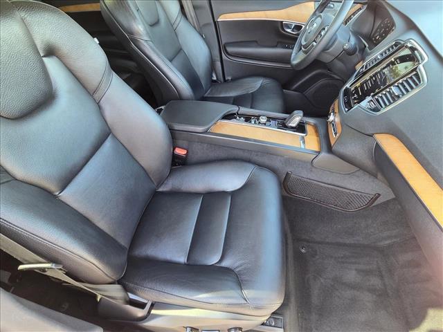 2021 Volvo XC90 Recharge T8 Inscription Expression 7 Passenger