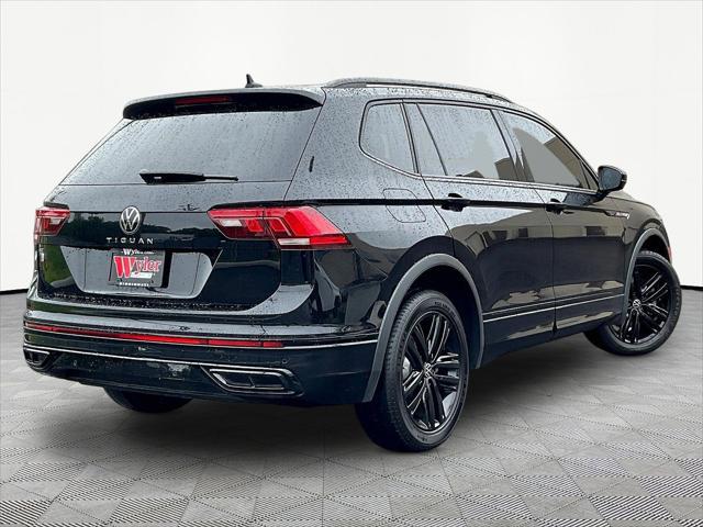 2022 Volkswagen Tiguan 2.0T SE R-Line Black