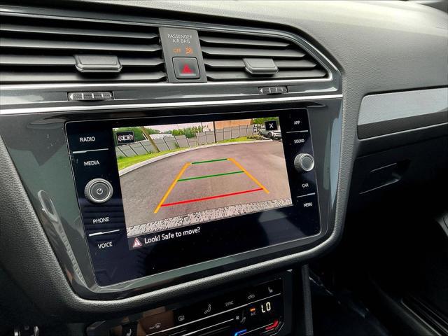 2022 Volkswagen Tiguan 2.0T SE R-Line Black