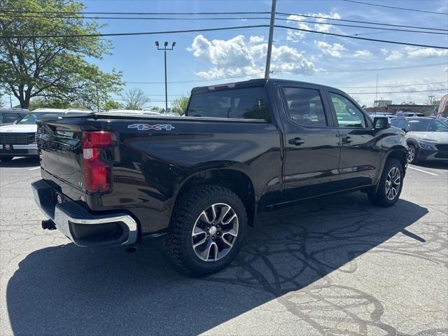 2022 Chevrolet Silverado 1500 4WD Crew Cab Short Bed LT with 2FL