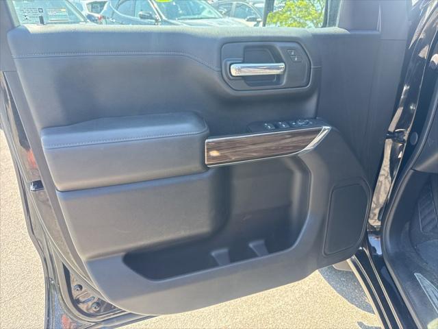 2022 Chevrolet Silverado 1500 4WD Crew Cab Short Bed LT with 2FL