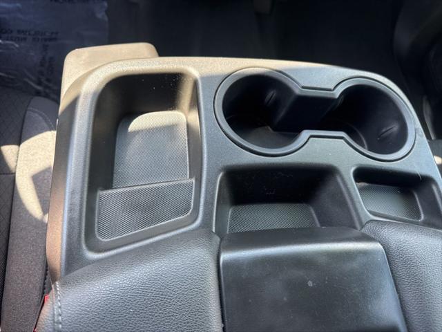2022 Chevrolet Silverado 1500 4WD Crew Cab Short Bed LT with 2FL