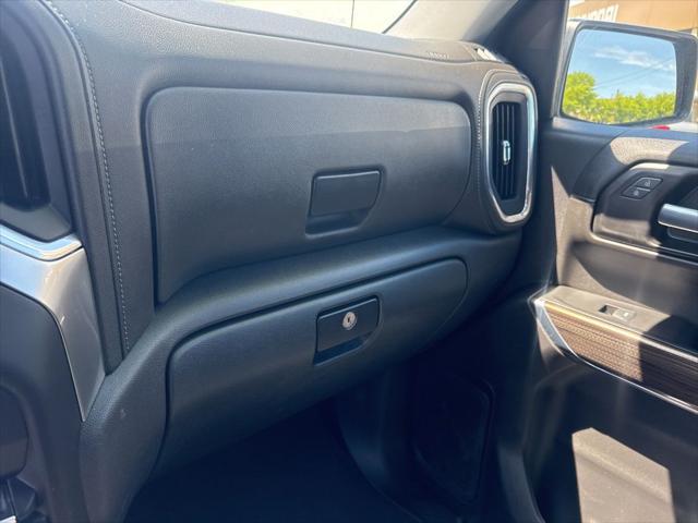 2022 Chevrolet Silverado 1500 4WD Crew Cab Short Bed LT with 2FL