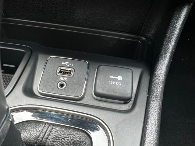 2019 Jeep Cherokee Limited FWD