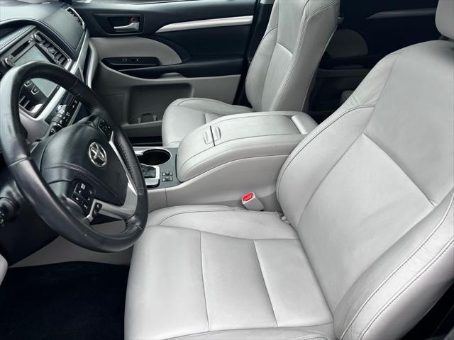 2014 Toyota Highlander XLE V6