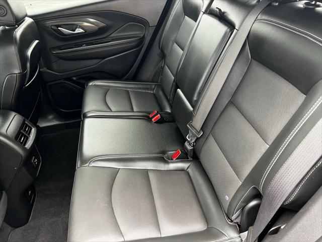 2023 GMC Terrain AWD SLT