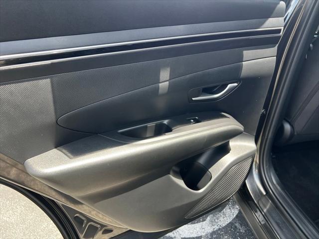 2023 Hyundai Tucson SE