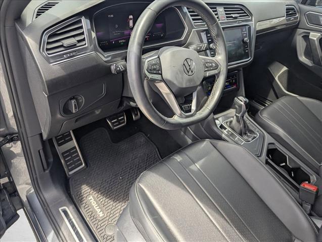2023 Volkswagen Tiguan 2.0T SE R-Line Black