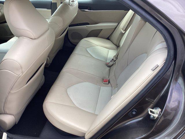 2020 Toyota Camry XLE Hybrid