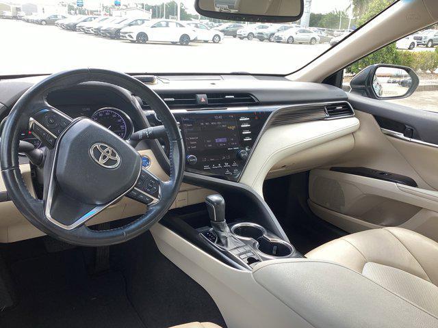 2020 Toyota Camry XLE Hybrid