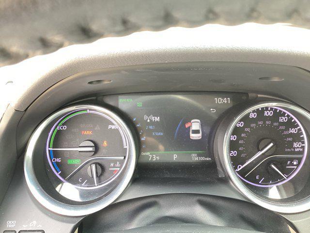 2020 Toyota Camry XLE Hybrid