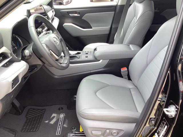2026 Toyota Highlander Hybrid XLE