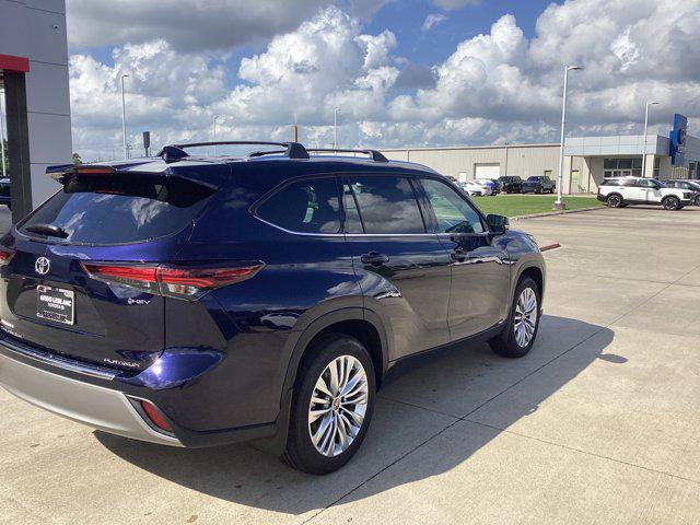 2026 Toyota Highlander Hybrid Platinum