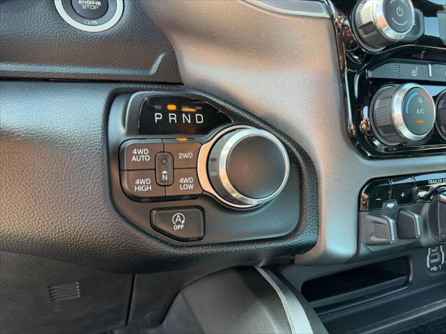 2021 Ram 1500 Big Horn Crew Cab 4x4 5'7" Box