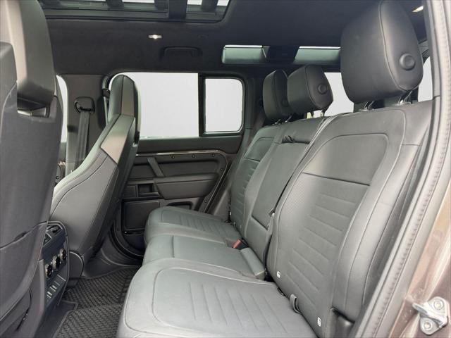 2026 Land Rover Defender P635 OCTA