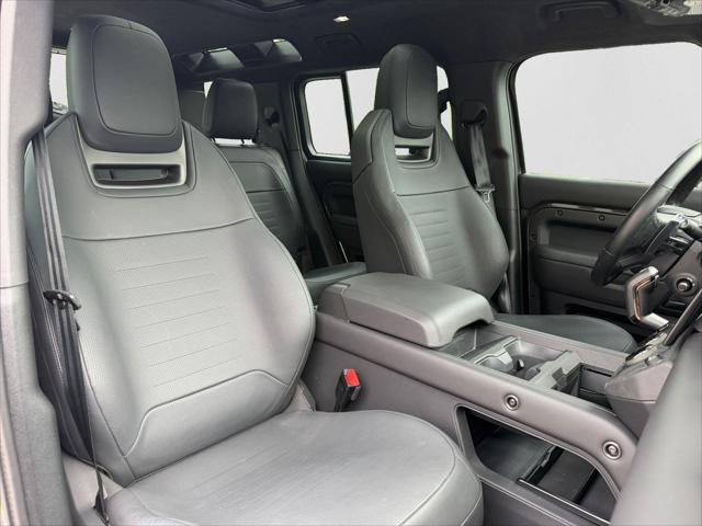 2026 Land Rover Defender P635 OCTA