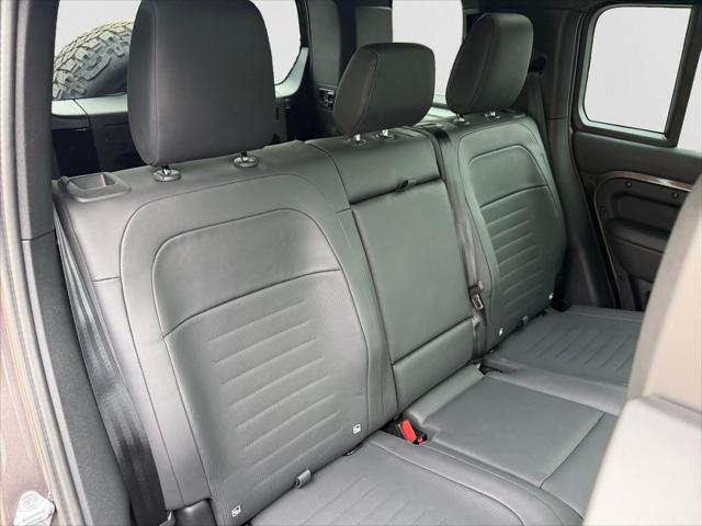 2026 Land Rover Defender P635 OCTA