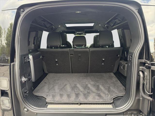 2026 Land Rover Defender P635 OCTA