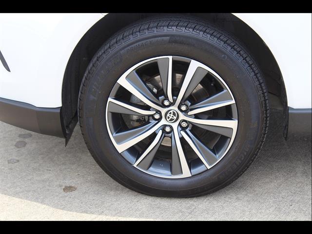 2023 Toyota Venza LE
