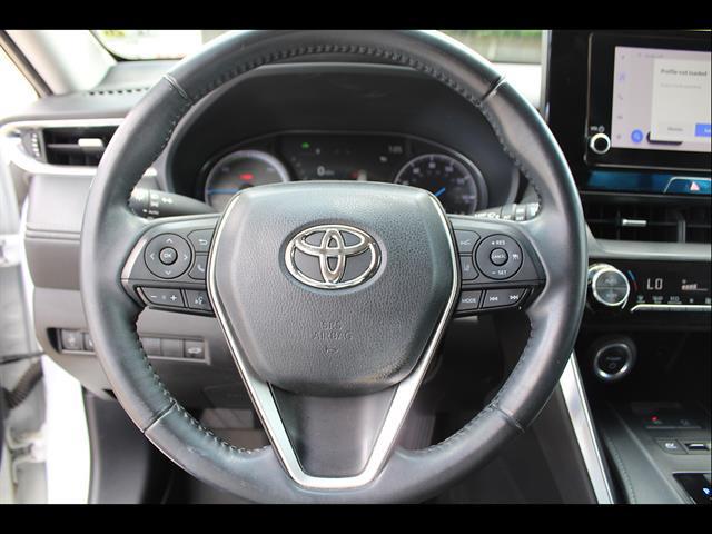 2023 Toyota Venza LE