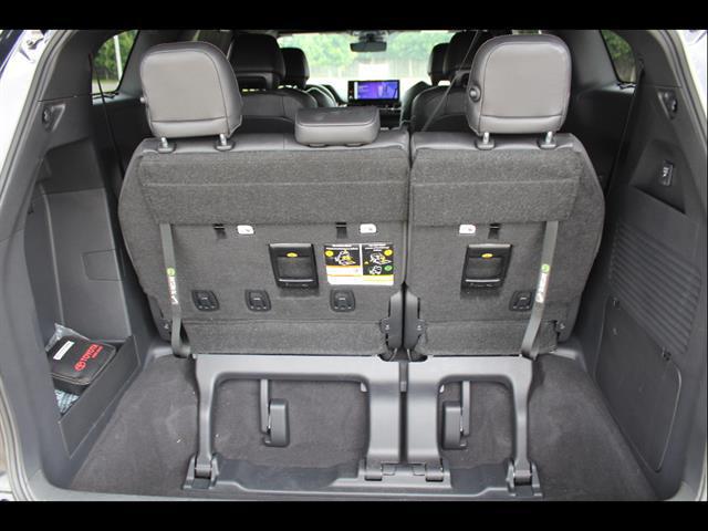 2025 Toyota Sienna Limited
