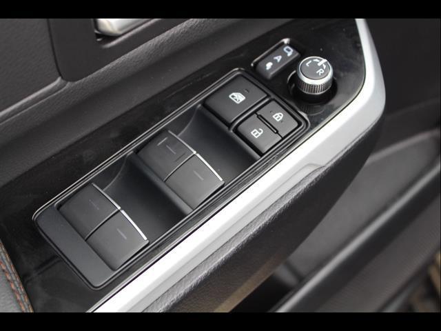 2025 Toyota Sienna Limited