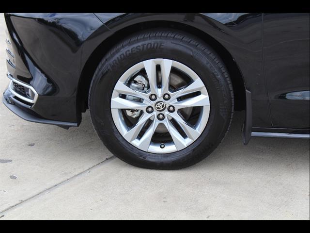 2025 Toyota Sienna Limited
