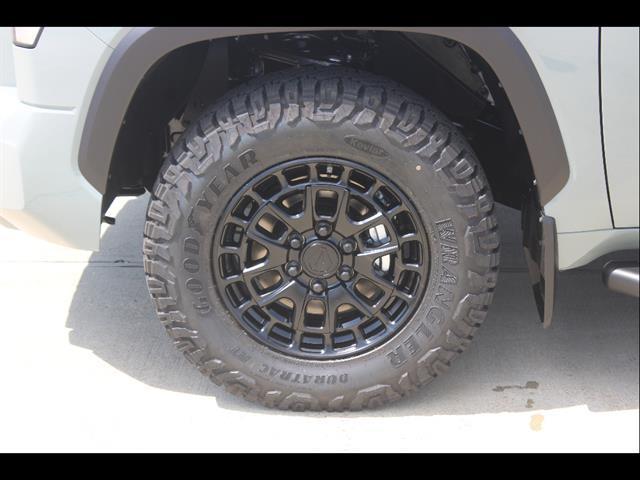 2026 Toyota Tundra SR5 CrewMax 5.5' Bed