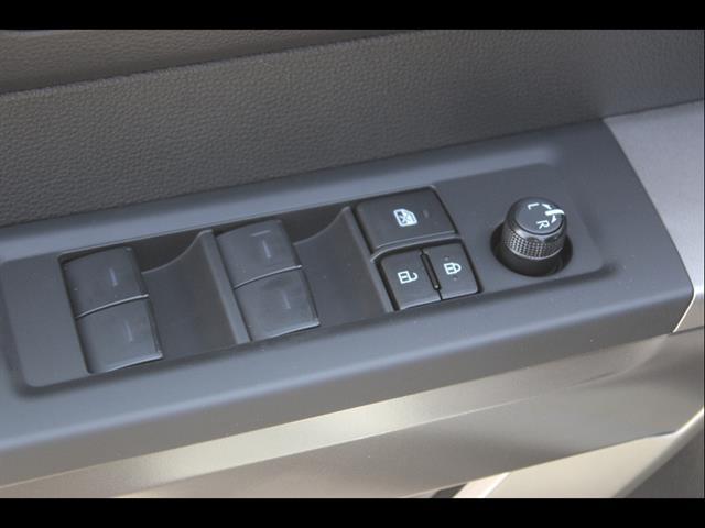 2026 Toyota Tundra SR5 CrewMax 5.5' Bed