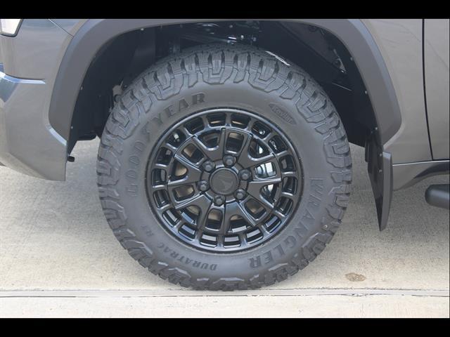 2026 Toyota Tundra SR5 CrewMax 5.5' Bed