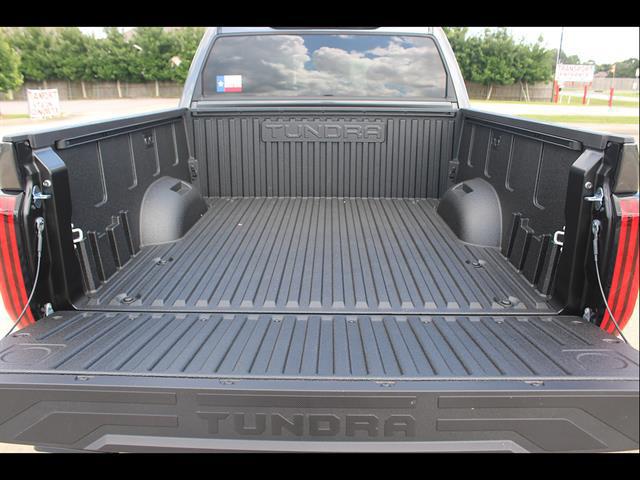 2026 Toyota Tundra SR5 CrewMax 5.5' Bed