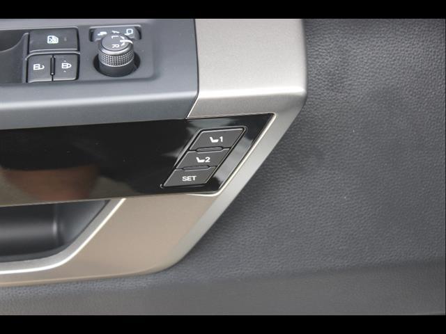 2026 Toyota Tundra Limited CrewMax 5.5' Bed