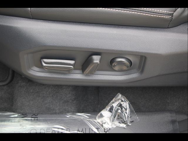 2026 Toyota Tundra Limited CrewMax 5.5' Bed