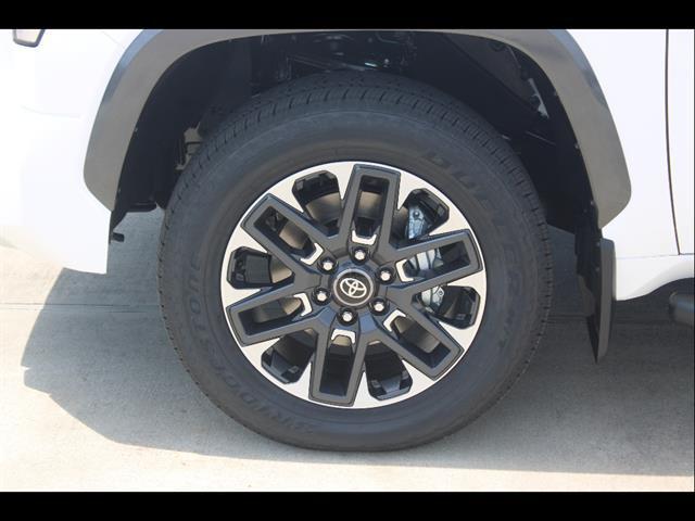 2026 Toyota Tundra Limited CrewMax 5.5' Bed