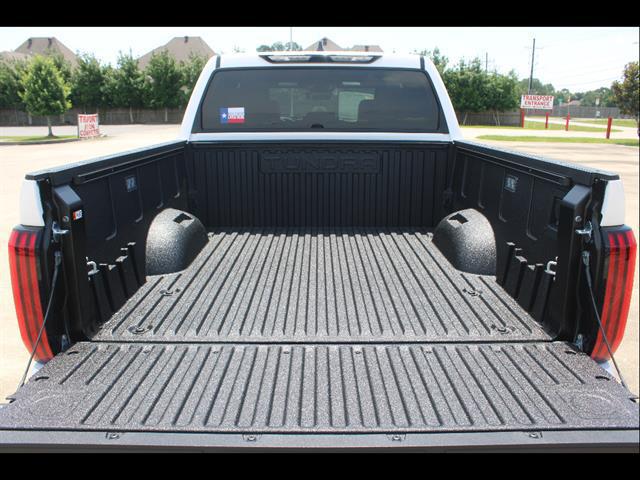 2026 Toyota Tundra Limited CrewMax 5.5' Bed