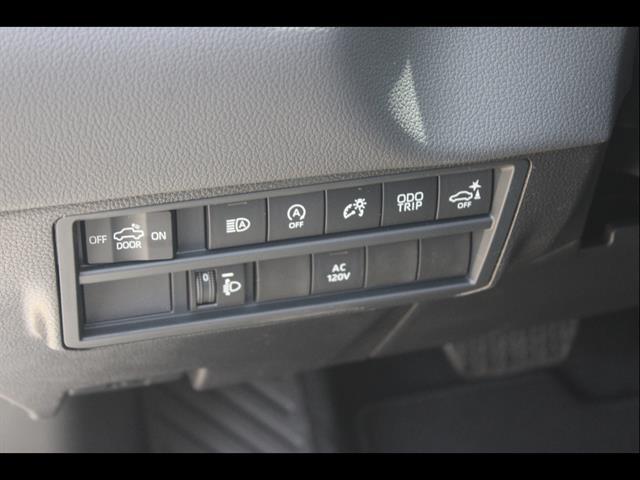 2026 Toyota Tundra Limited CrewMax 5.5' Bed